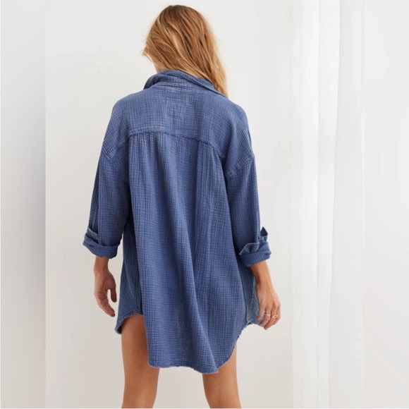 NEW! Aerie Gauzy Cover Up Shirt Blue Button Up Oversized Frayed Size XS - Picture 2 of 13